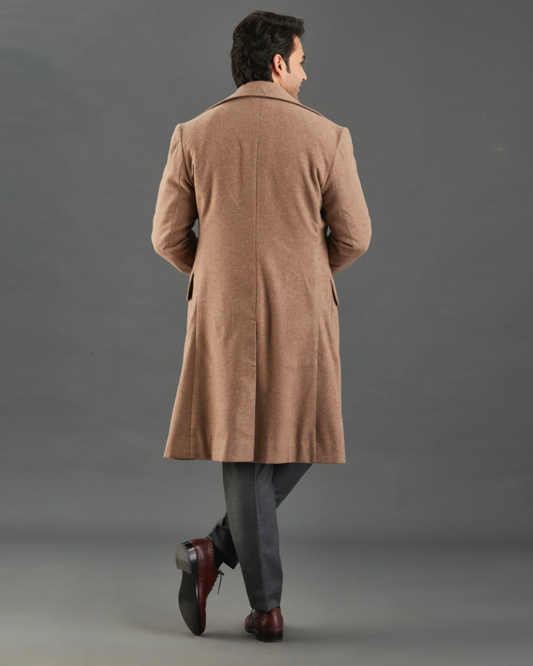 Drago 5% Cashmere 95% Wool: Fawn Flannel Over Coat