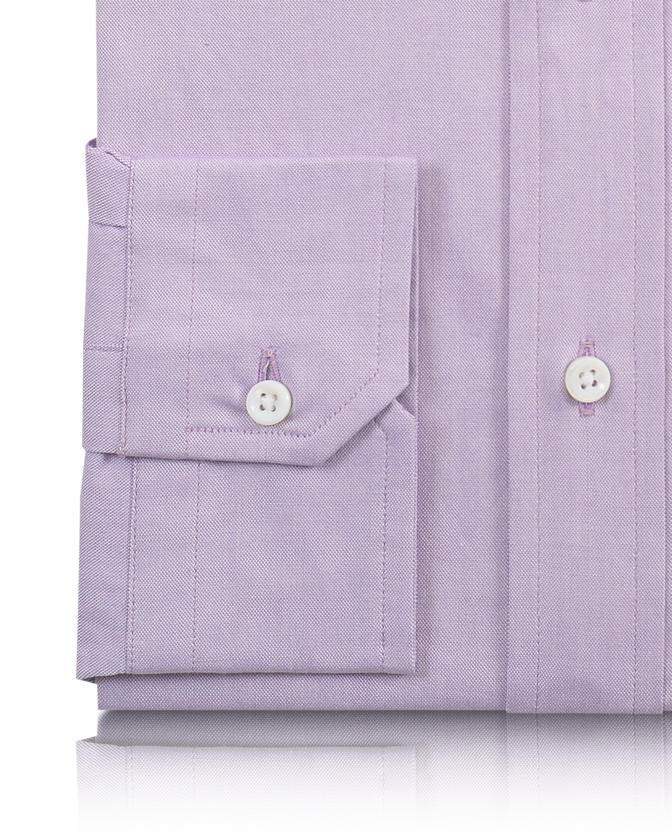 Cuff of the custom oxford shirt for men by Luxire in lilac pinpoint