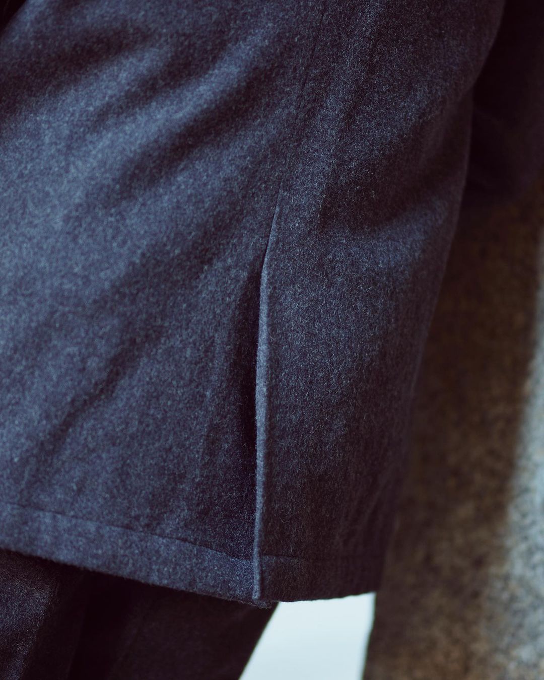 Shirt Jacket in Charcoal Grey Wool - 11