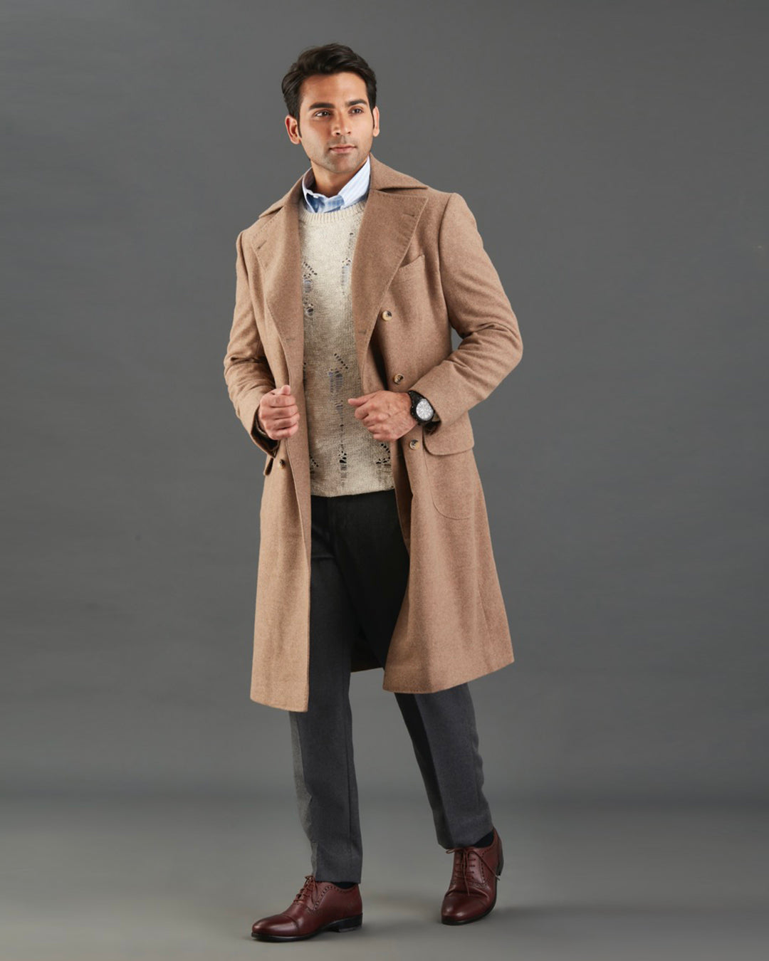 Drago 5% Cashmere 95% Wool: Fawn Flannel Over Coat - 6