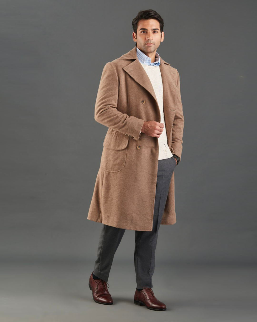 Drago 5% Cashmere 95% Wool: Fawn Flannel Over Coat