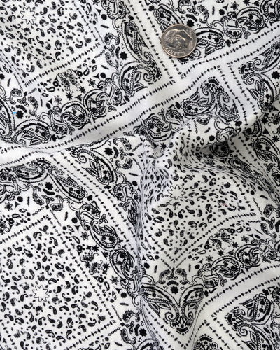 Diamond Paisley Print On White T-shirt